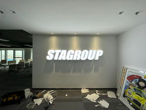 亞克力發(fā)光字多少錢(qián)一平方，亞克力發(fā)光字多少價(jià)格