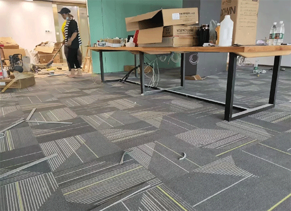 PVC地板的裝飾材料有哪些？這兩種原材料完全不同