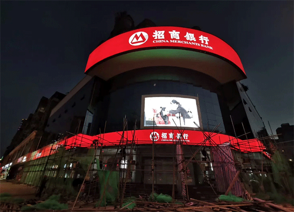 3M燈箱布VS噴繪布有哪些優(yōu)勢？