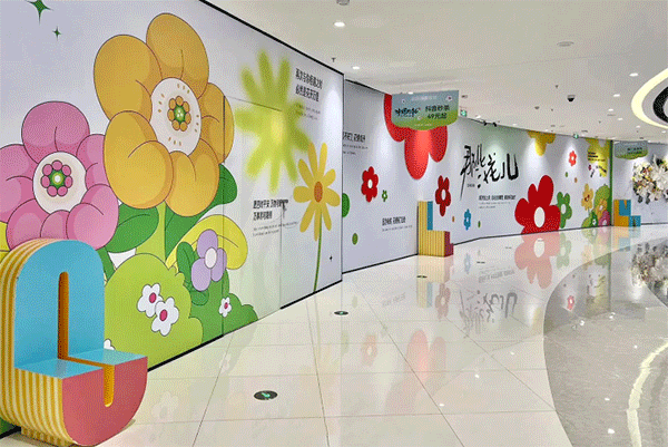 成都室外噴繪和室內(nèi)噴繪有什么區(qū)別？價(jià)格是多少？